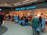 More dutch food, but not enough space in handluggage