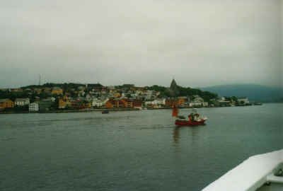 2001 06 25 I5 21 kristiansund vanaf veerboot small