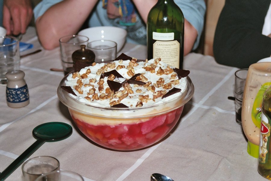 200410090224ardennendinner4trifle