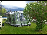 DSC 1366-border  Tent staat in de tuin te drogen, omdat we hem nat in moesten pakken
